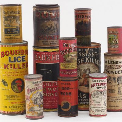 Sale Photo Thumbnail #497: Country store animal powders