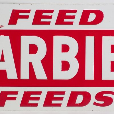 Sale Photo Thumbnail #561: Feed Arbie Feeds sign