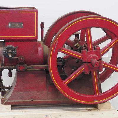 Sale Photo Thumbnail #431: Economy Spart 2hp engine on cart