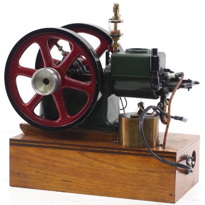 Sale Photo Thumbnail #223: Model hopper-cooled engine
