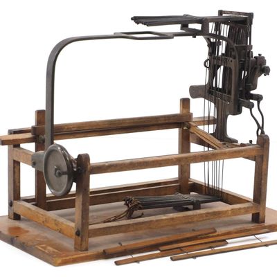 Sale Photo Thumbnail #169: Patent model shuttle driving machine for textiles