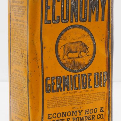 Sale Photo Thumbnail #502: 1-gallon Economy Germicide Dip tin