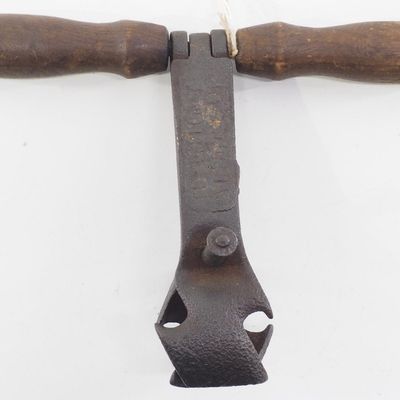 Sale Photo Thumbnail #483: Early embossed T-handle hand corn sheller