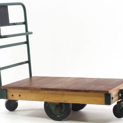 Sale Photo Thumbnail #356: Salesman sample 4-wheel platform cart