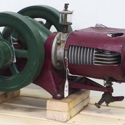 Sale Photo Thumbnail #435: Ideal air-cooled engine