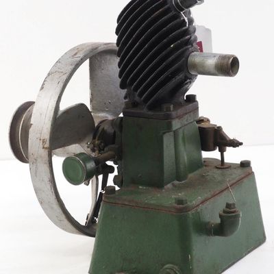 Sale Photo Thumbnail #401: Maytag 1-cylinder engine
