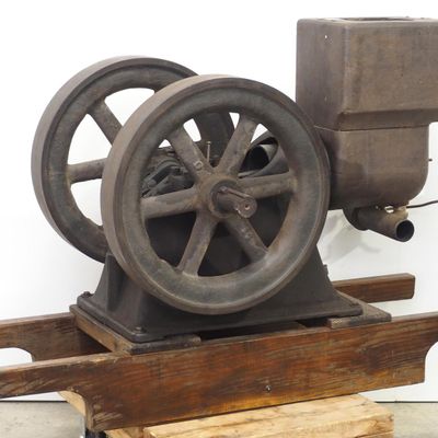 Sale Photo Thumbnail #392: Brownwall 3hp engine