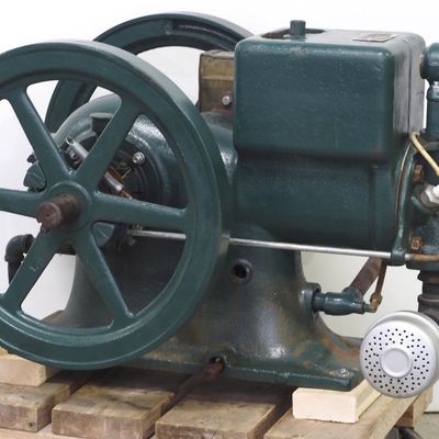 Sale Photo Thumbnail #407: International M 1.5hp engine