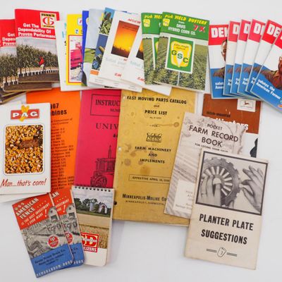 Sale Photo Thumbnail #649: Assortment of memo books and brochures