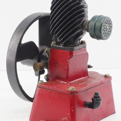 Sale Photo Thumbnail #403: Maytag 1-cylinder engine