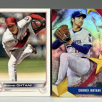 Sale Photo Thumbnail #54: 2022 Topps Series Two Shohei Ohtani #660 & 2025 Topps Stars of MLB Insert #SMLB-77
