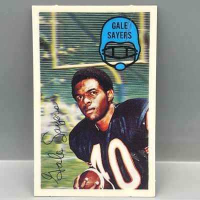 Sale Photo Thumbnail #43: 1970 Kellogg's 3-D Superstars Gale Sayers #51