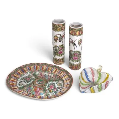 Sale Photo Thumbnail #212: Collection of decorative items including a pair of Chinese Famille Rose cylindrical vases, a matching oval platter, and a Murano-style zanfirico glass heart-shaped dish.