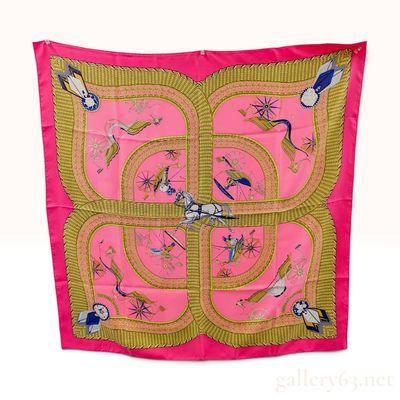 Sale Photo Thumbnail #405: Hermes Grand Apparat Magenta Silk Carre 90