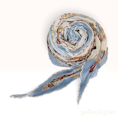 Sale Photo Thumbnail #49: Hermes Poste et Cavalerie Light Blue Silk Plisse Scarf with Circular Box