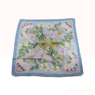 Sale Photo Thumbnail #39: Hermes Flora Graeca Silk Carre 90
