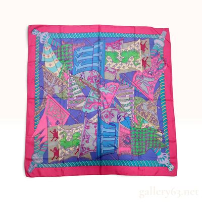 Sale Photo Thumbnail #544: Hermes Etendards et Bannieres Silk Carre 90
