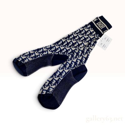 Sale Photo Thumbnail #171: NWT Dior Oblique Navy Blue and Cream Cotton Blend Crew Socks Size M