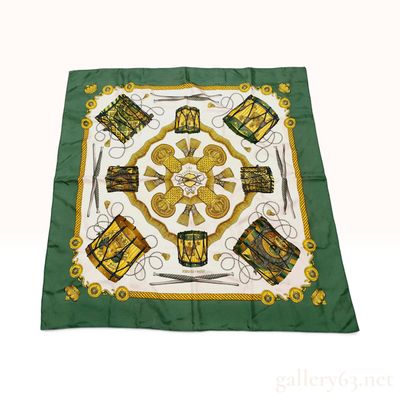 Sale Photo Thumbnail #96: Hermes Les Tambours Green Silk Carre 90