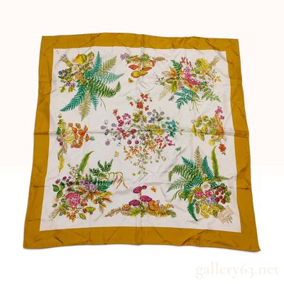 Sale Photo Thumbnail #455: Vintage Gucci Flora Mustard Yellow Silk Scarf 34 Inch