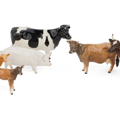 Sale Photo Thumbnail #92: Group of Beswick Cows, Calves, and a Pig
