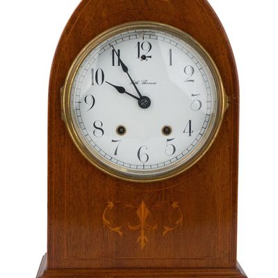 Sale Photo Thumbnail #95: Seth Thomas Beehive Marquetry Mantel Clock