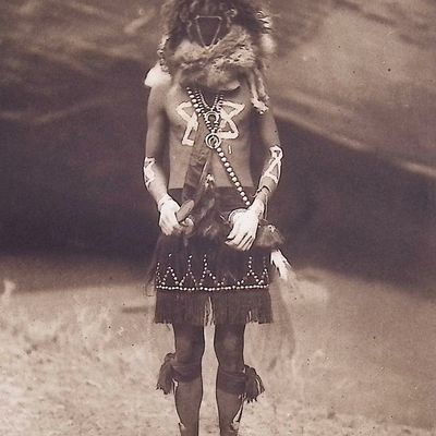 Edward Curtis - Tobadzischini - Navaho