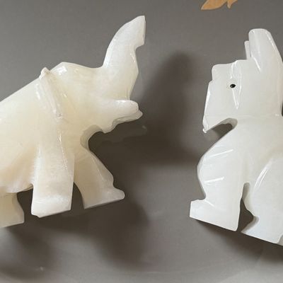 Sale Photo Thumbnail #33: Stone animals