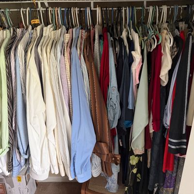 Sale Photo Thumbnail #44: Men’s clothing 