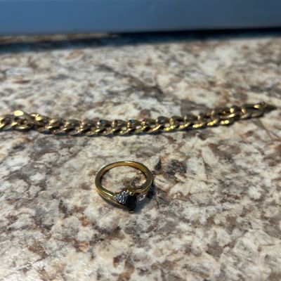 Costume jewelry 