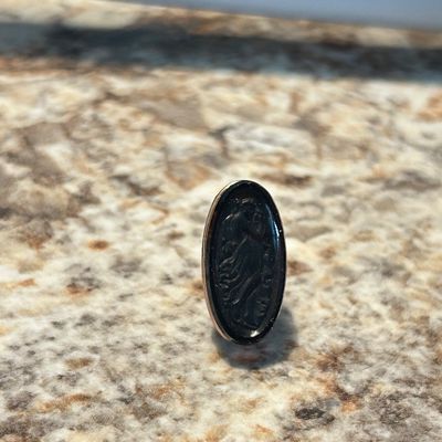 Cameo style pendant 