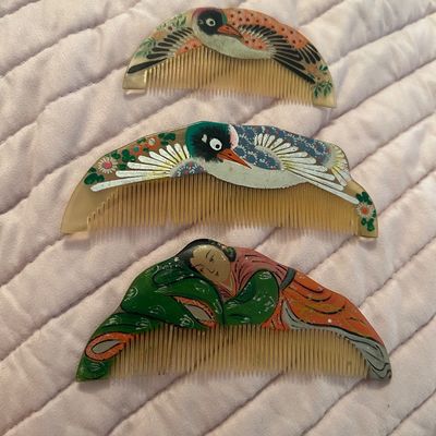 Chinese vintage combs 