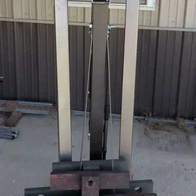 Pittsburgh 1 Ton Folding Shop Crane. Engine Lift