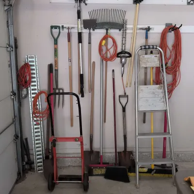 Lawn & Garden Tool Collection – Rakes, Shovels, Brooms, Ladders, Hand Truck & Extension Cords