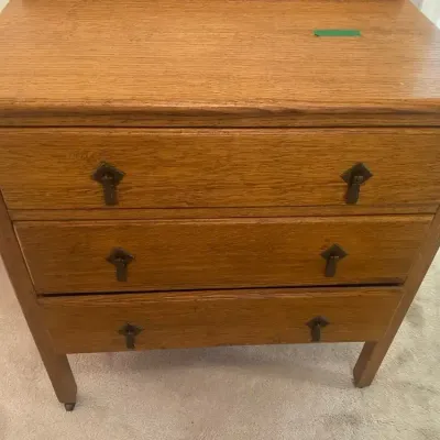 Vintage 3-Drawer Dresser / Wood Chest of Drawers with Raised Back
