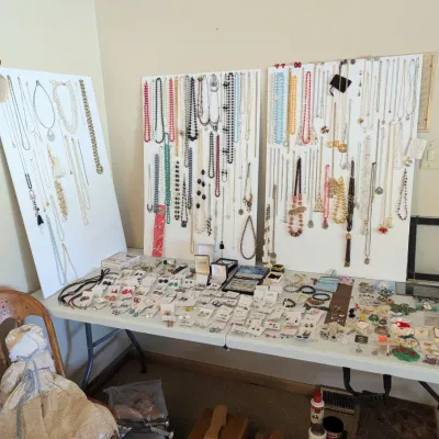 Sale Photo Thumbnail #11: Lots of vintage jewelry and costume jewelry