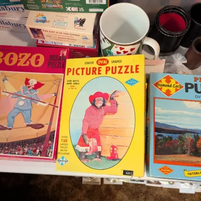Sale Photo Thumbnail #72: Vintage puzzles