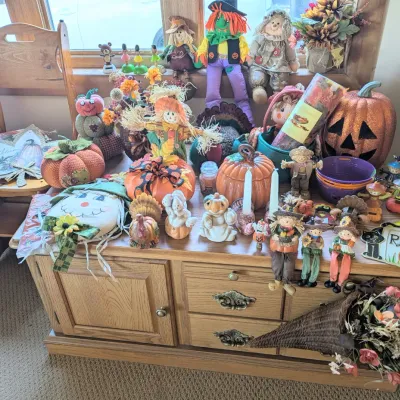 Sale Photo Thumbnail #5: Thanksgiving/Halloween