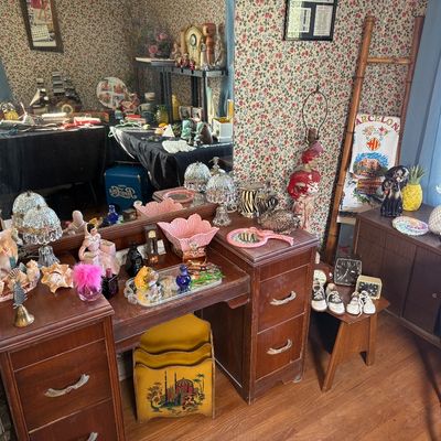 Sale Photo Thumbnail #134