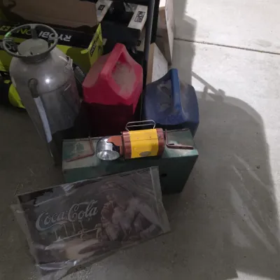 Estate sale photo