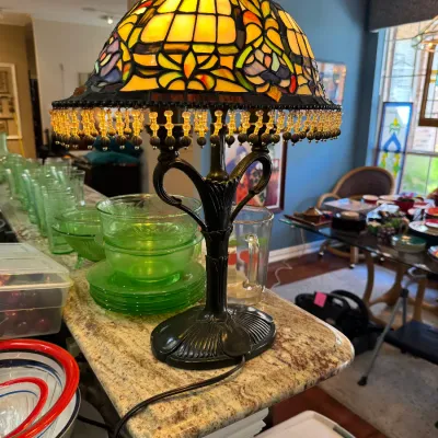 Sale Photo Thumbnail #13: reproduction tiffany table lamp