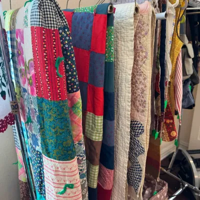 Sale Photo Thumbnail #77: antique quilts