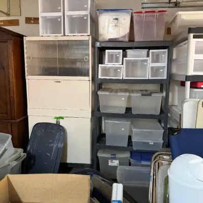 Sale Photo Thumbnail #97: storage containers