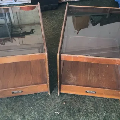 Side Tables 