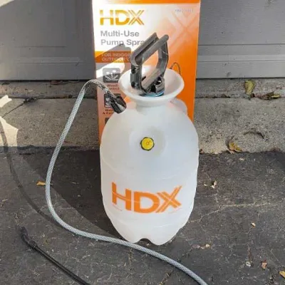 2 Gal Pressure Sprayer 