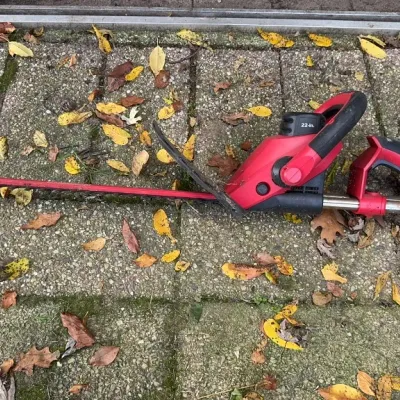 Hedge Trimmers 