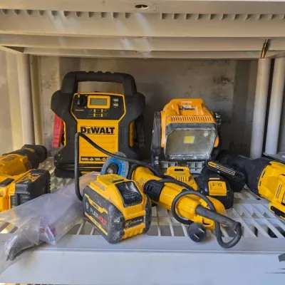 2806 dewalt power tools
