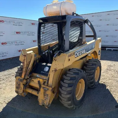 145 john deere 320 skidsteer
