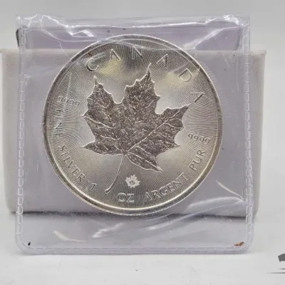 Sale Photo Thumbnail #50: 600 2021 canadian maple leaf 9999 silver coin