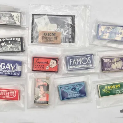 1912 vintage razor blades